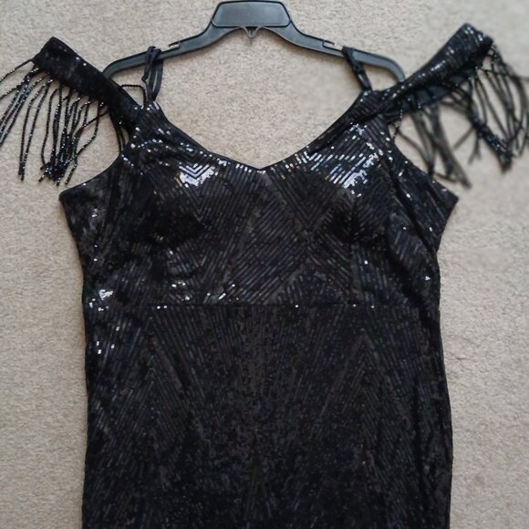 Black Sequin Fringe Sleeve Maxi Dress Plus Size - Picture 5 of 9